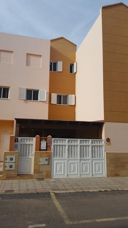 Amazing Duplex 3 Bedrooms Good Wifi With Terrace & Bbq Corralejo Dış mekan fotoğraf